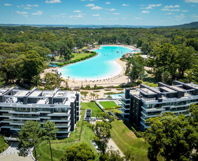 Solanas Crystal View