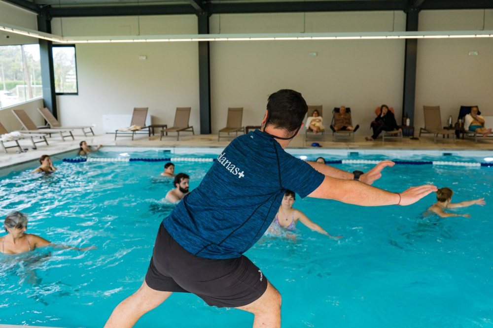 Clase de aquagym en Solanas