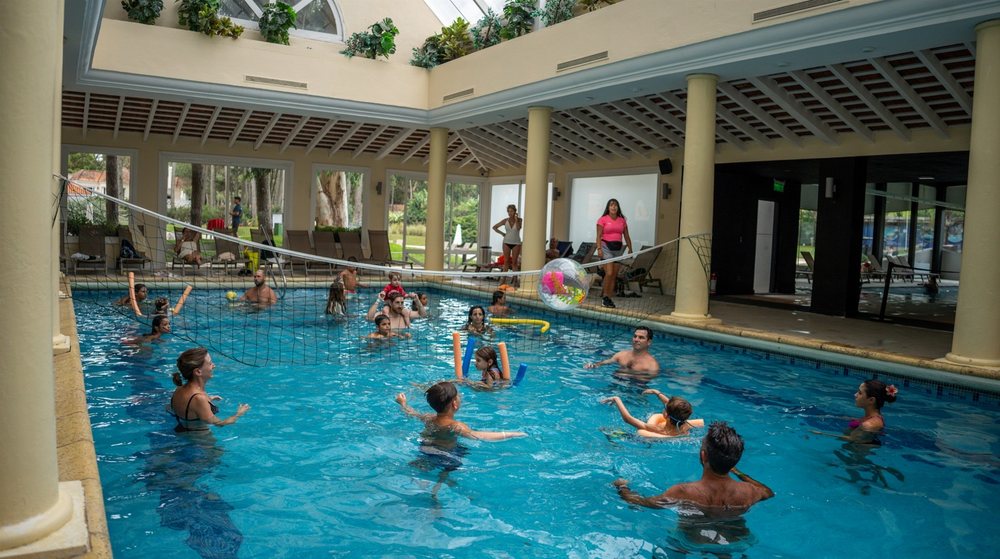 Aquavolley en pileta climatizada Solanas